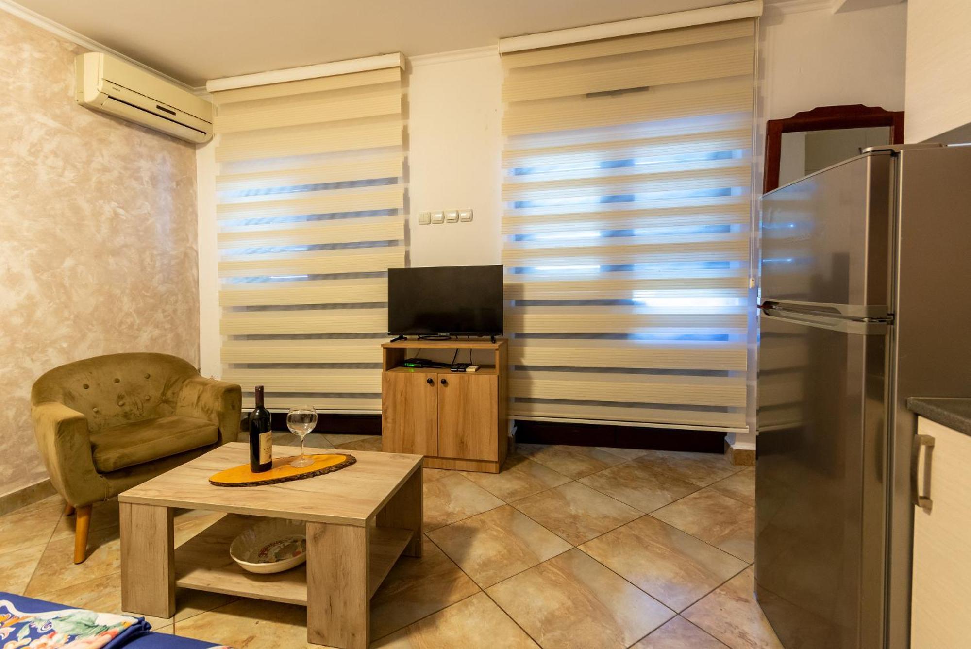 Sea Pearl Apartments Rafailovici Exterior foto